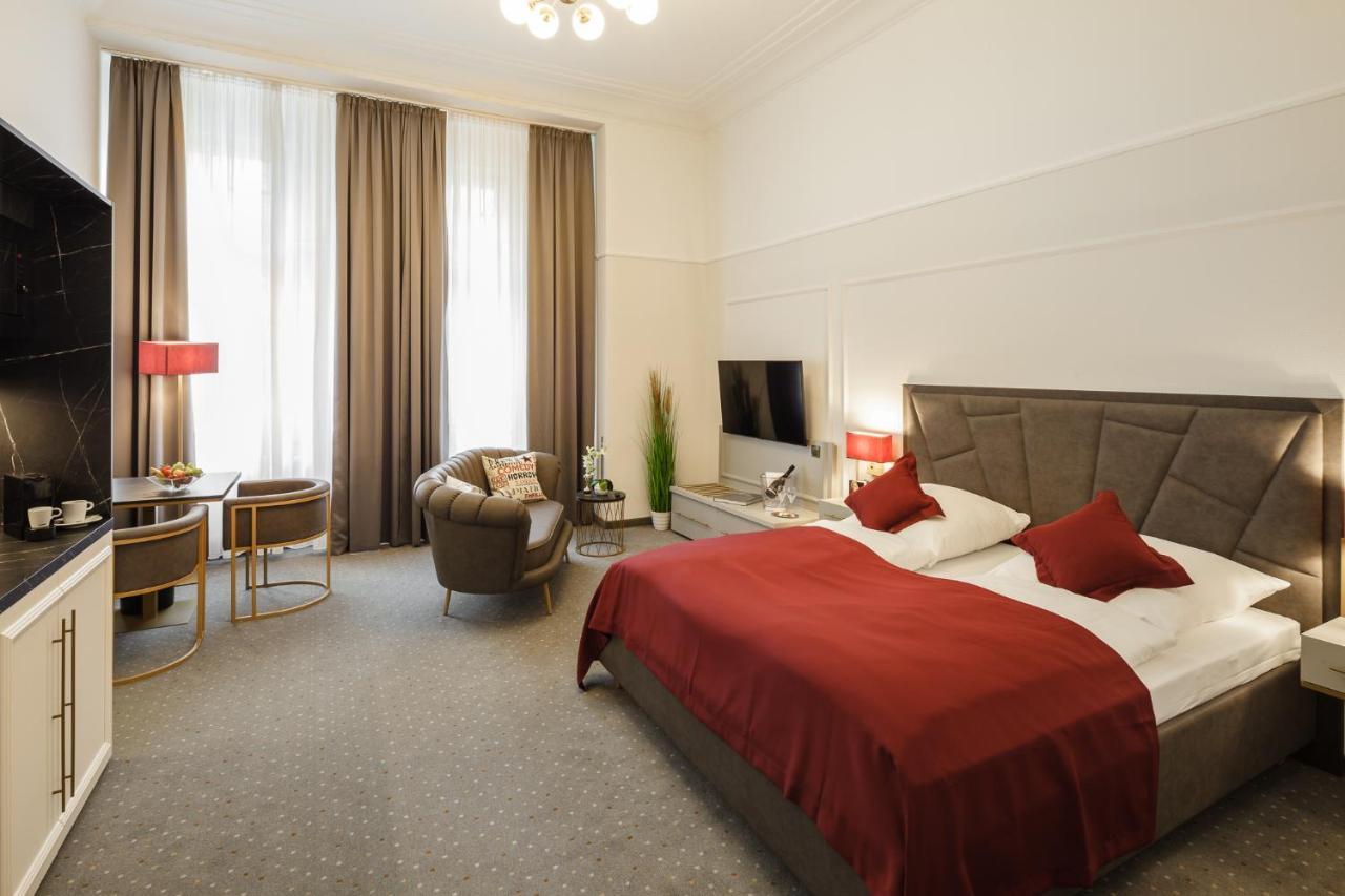 Star-Apart Hansa Hotel วิสบาเดน ภายนอก รูปภาพ