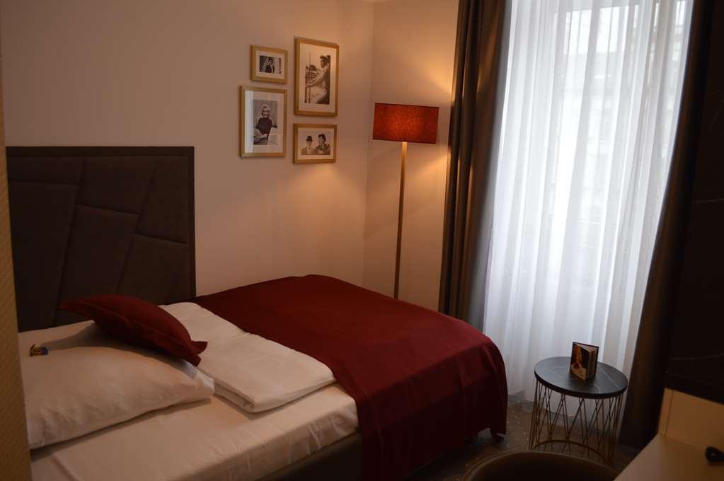 Star-Apart Hansa Hotel วิสบาเดน ห้อง รูปภาพ